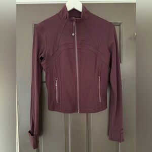 lululemon Black Plum Cropped Define Jacket 8 Purple Nulu *Flaw scuffed zipper*